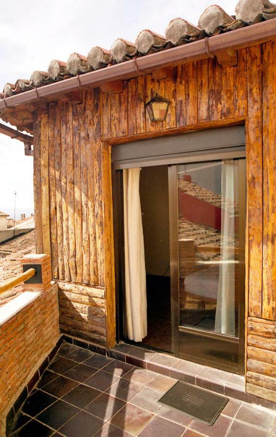 Casa Rural La Arana Piedralaves Exterior foto